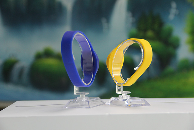 IC腕带芯片与RFID电子标签的本钱