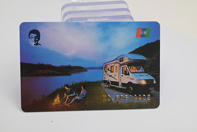 水晶滴胶卡的4大优点？？？