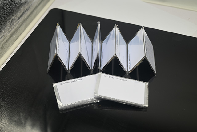 充电卡的焦点是什么？？？？？？？