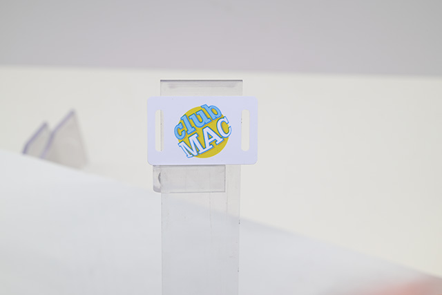 磨砂卡和哑面卡有什么区别？？？？？？？