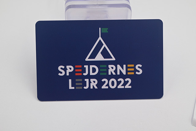 磁条型门禁卡是怎么制作的？？？？？？？